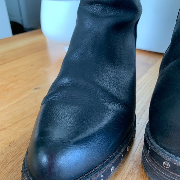 SOLD.    Fluevog -  NICOLA BOOT - - Picture 10 of 10